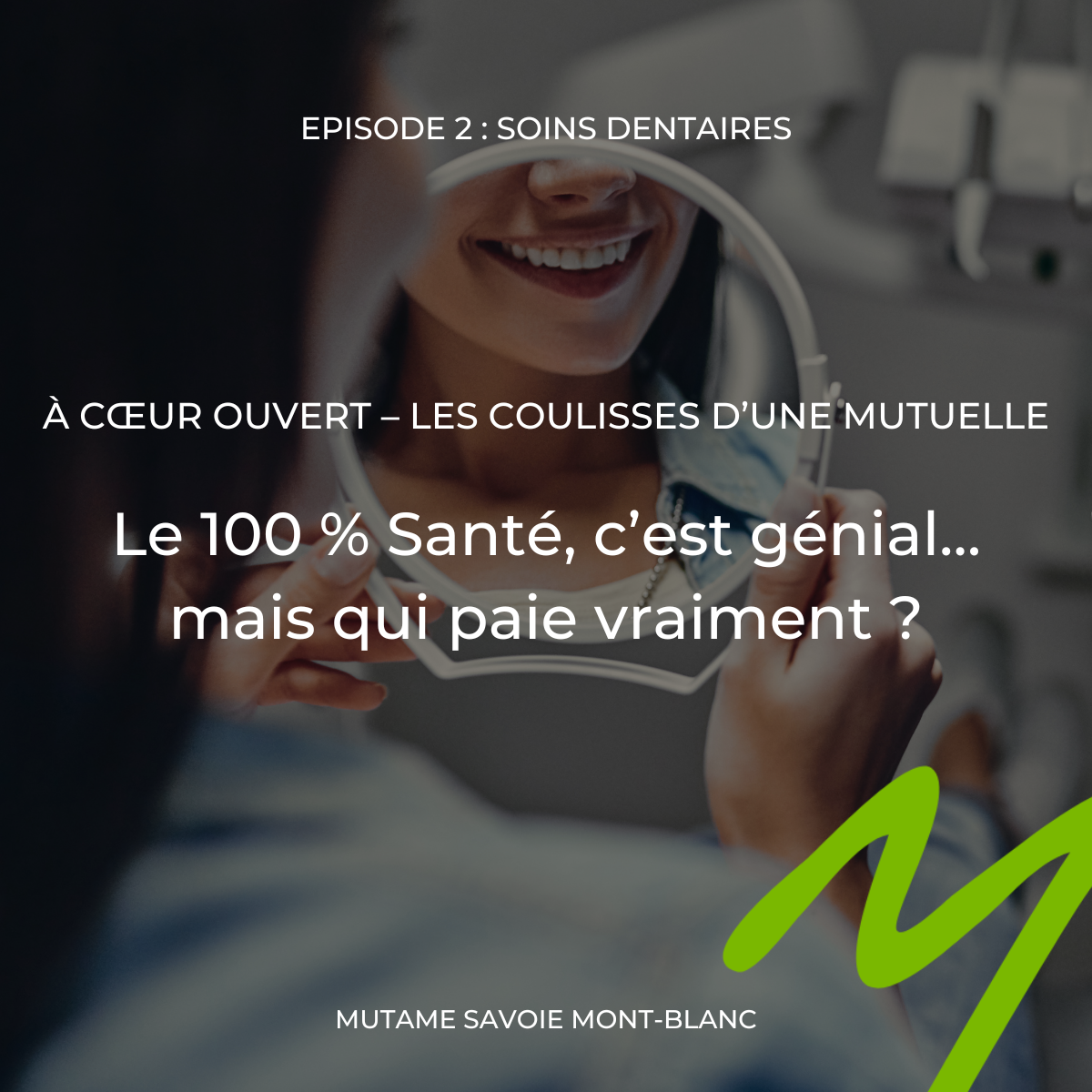 Deux personnes pratiquent la méditation en position du lotus, avec les mains posées sur les genoux et les doigts formant le geste du mudra. Aidants.